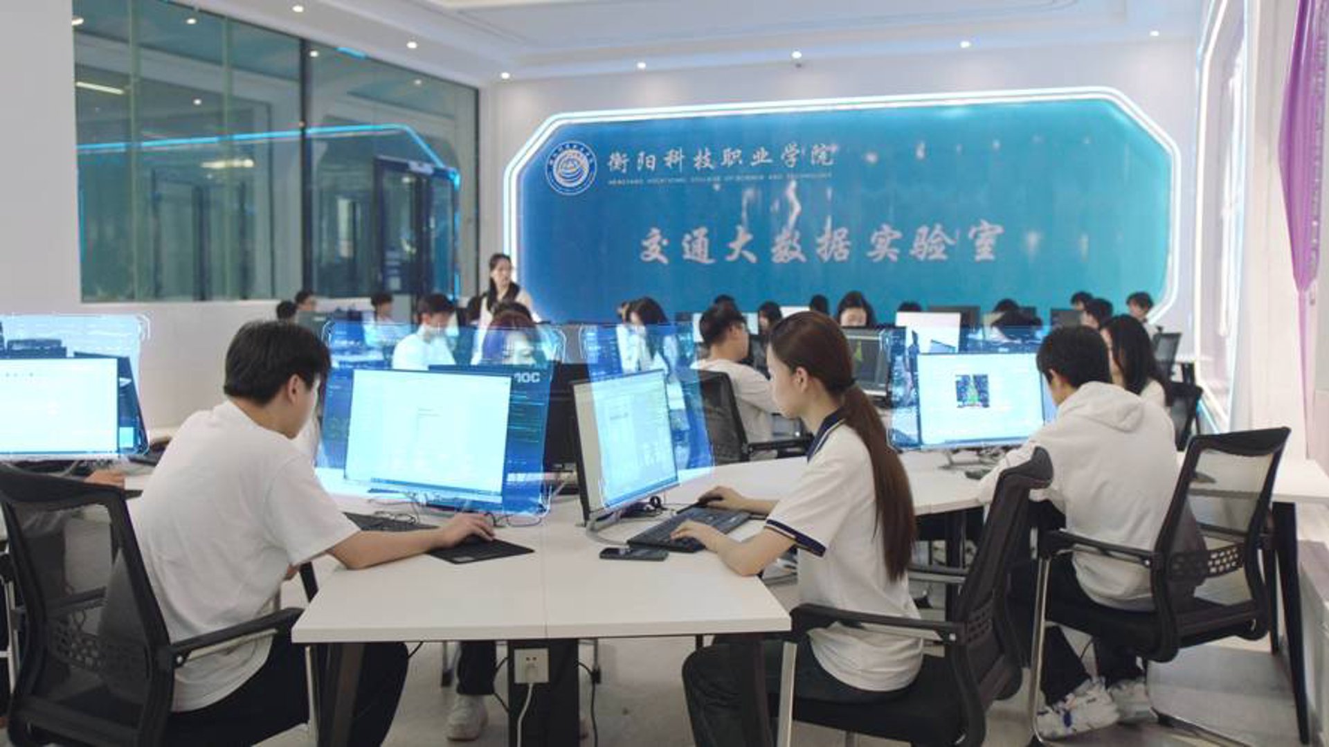中级会计职称：职业发展的一扇窗
